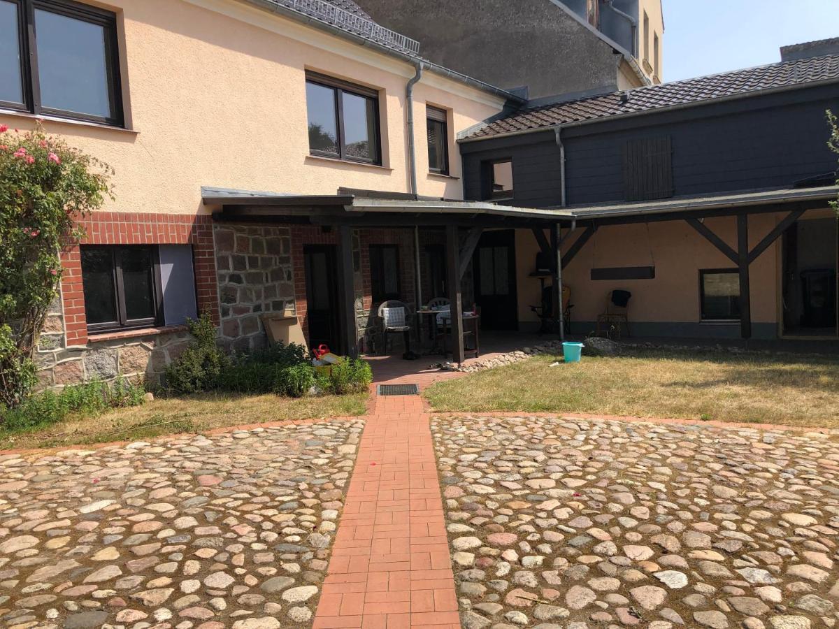 Apartment Ferien Direkt Am Wasser *